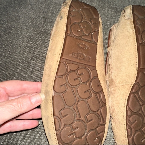 Ugg moccasins - Picture 10 of 11